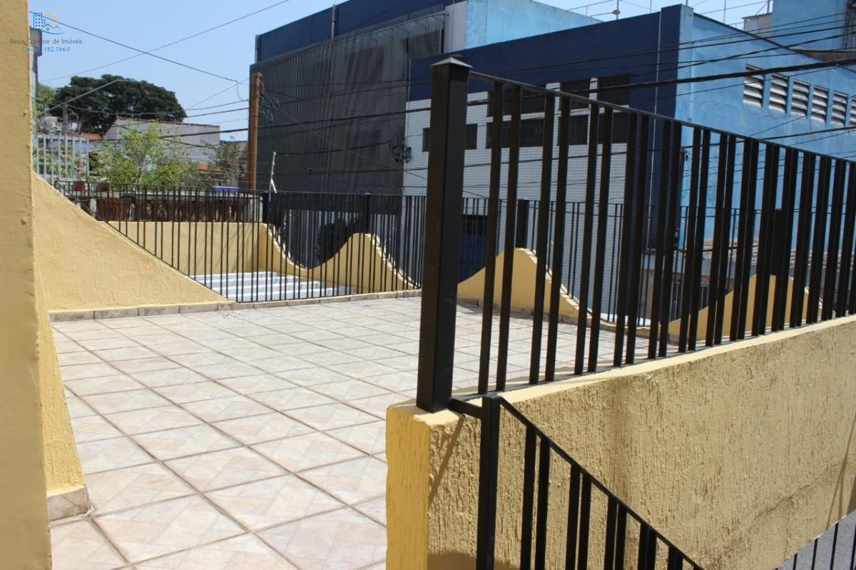 Casa à venda com 2 quartos, 200m² - Foto 11
