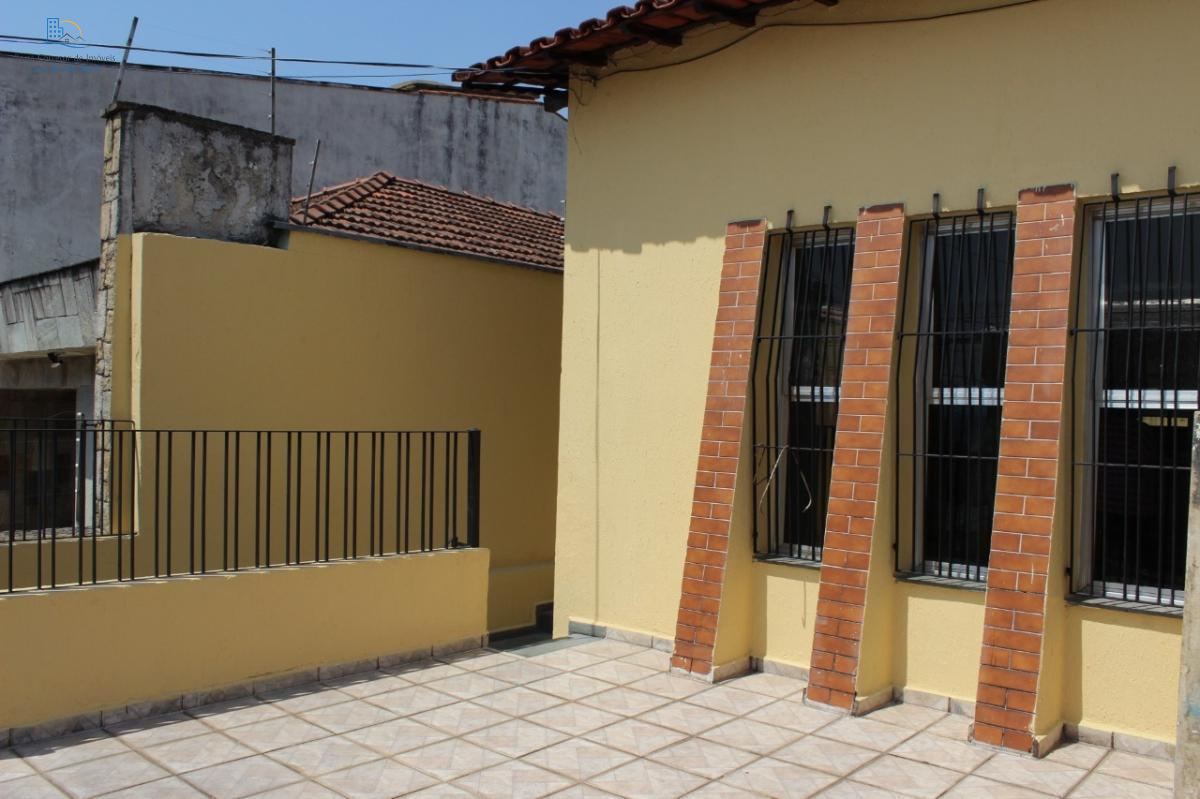 Casa à venda com 2 quartos, 200m² - Foto 9